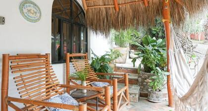Casa Nainoa - Large Chic Studio - Fully Equipped