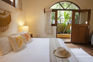 1 makuuhuone, työpöytä, silitysrauta/-lauta, Wi-Fi