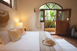 2 Schlafzimmer, Schreibtisch, Bügeleisen/Bügelbrett, WLAN