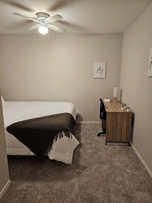 1 bedroom, desk, iron/ironing board, free WiFi