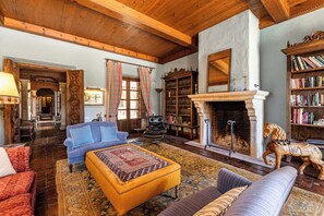 Interior - Toledo, PUY DU FOU (Toledo)
