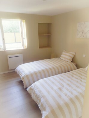 2 Schlafzimmer, Bügeleisen/Bügelbrett, WLAN, Bettwäsche