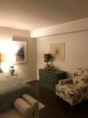 1 habitación, wifi y ropa de cama