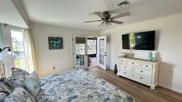 3 bedrooms, desk, iron/ironing board, free WiFi