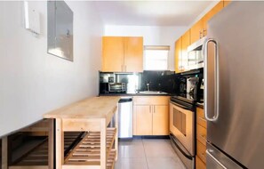Private kitchen - Serene Miami Beach 2BD/2BA - 1 Block from Beach, Best Neighborhood: South 5th (miami beach)