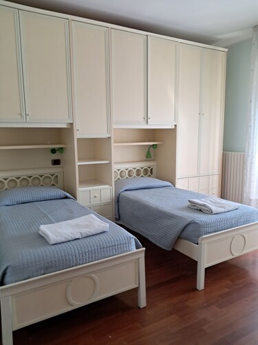 Relaxation and the sea 