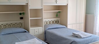 Relaxation and the sea 