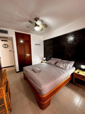 1 makuuhuone, silitysrauta/-lauta, Wi-Fi, vuodevaatteet