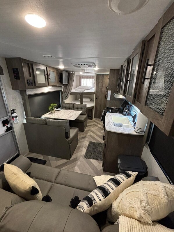 2 間睡房、Wi-Fi、床單