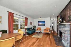 Smart TV, chimenea