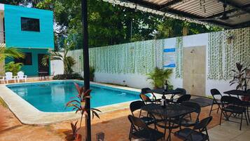 Alberca al aire libre