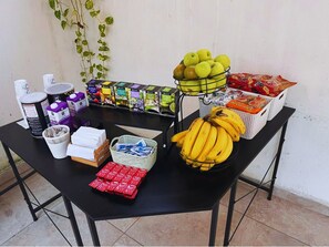 Free daily self-serve breakfast - Hotel Luna and Studios 23 Bacalar - Free Bike Rental (Bacalar)