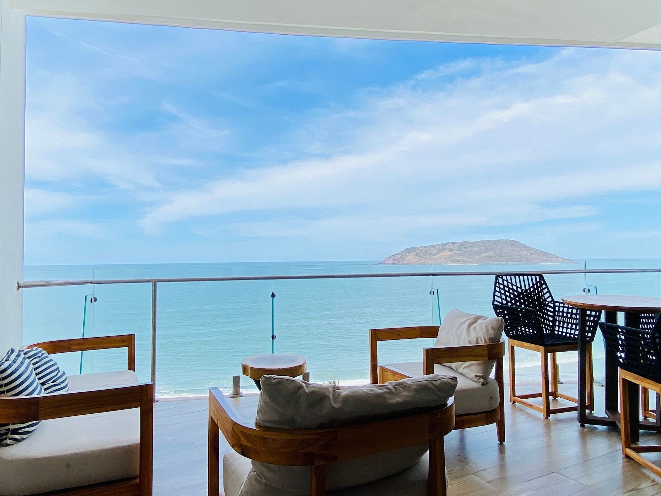 Deluxe Apartment | Property grounds