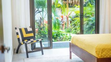 2 bedrooms, in-room safe, travel crib, free WiFi