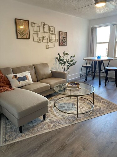 The George 316 an Art Deco Escape