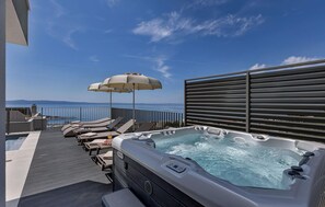 Terrace/patio - Luxurious home in Makarska with sauna (Makarska)
