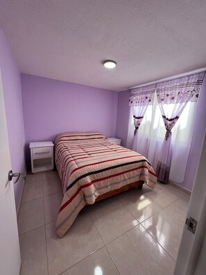 3 chambres, fer et planche Ă repasser, Wi-Fi, literie fournie