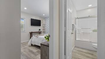 1 makuuhuone, silitysrauta/-lauta, Wi-Fi, vuodevaatteet