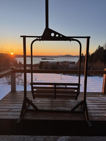 Lodges #72 - Rangeley Lake Overlook - ATV, Snowmobile, and close to Saddleback!
