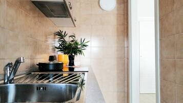 Kühlschrank, Mikrowelle