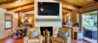 Fika on The Guadalupe- a charming RIVERFRONT retreat that sleeps 13.