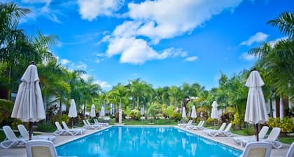 Stylish and modern villa 2BR with pool view.