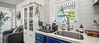 Chic comfort just a stroll from the sea!