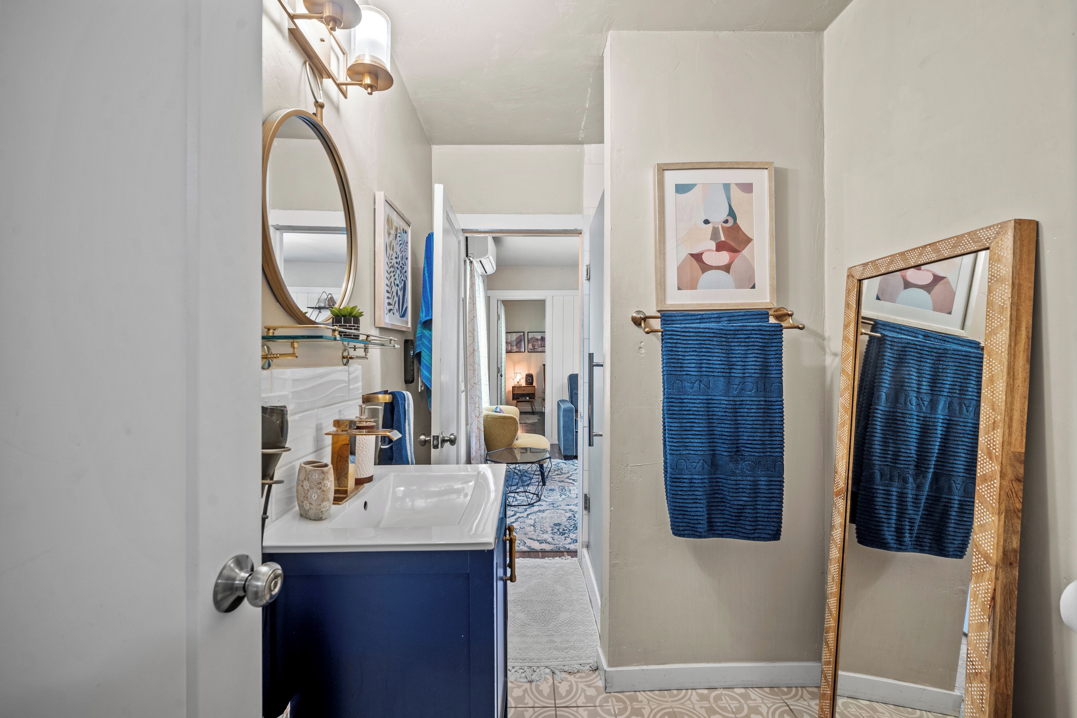 Hair dryer, towels, soap, shampoo
