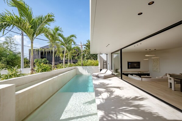 Outdoor pool - Villa Uma Bali (Kerobokan)