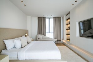 Villa, 4 Bedrooms, Patio, Pool View | 4 bedrooms, Egyptian cotton sheets, premium bedding, in-room safe - Villa Uma Bali (Kerobokan)