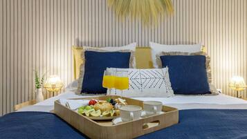 1 chambre, fer et planche à repasser, accès Internet, draps fournis