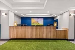 Lobby - Spark by Hilton Catoosa Tulsa (Catoosa)