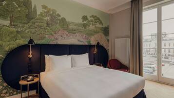 Standaard kamer, 1 kingsize bed, niet-roken | Een minibar, een kluis op de kamer, individueel gedecoreerd