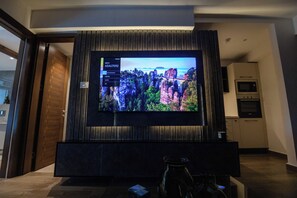 Interior - Solaris 1 bedroom Luxury Apartment 309 (Accra)