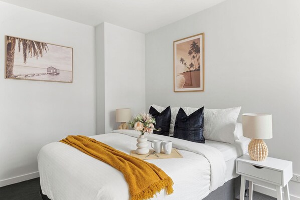 2 bedrooms, iron/ironing board, WiFi, bed sheets