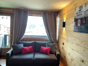 TV - Cosy studio at Col des SaiSies (Hauteluce)