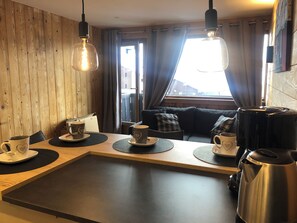 Interior - Cosy studio at Col des SaiSies (Hauteluce)
