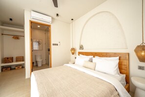 Villa, 2 chambres, patio, vue piscine | 2 chambres, draps en coton égyptien, literie de qualité supérieure