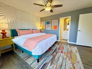 2 habitaciones, tabla de planchar con plancha y cuna de viaje 