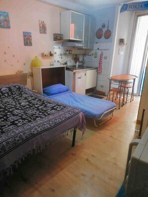 Studio, 1 Bedroom, Balcony, City View | 1 bedroom - il Salotto Partenopeo (Naples)