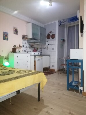 Studio, 1 Bedroom, Balcony, City View | 1 bedroom - il Salotto Partenopeo (Naples)