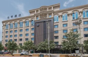 View from property - Ji Hotel (Khotan)