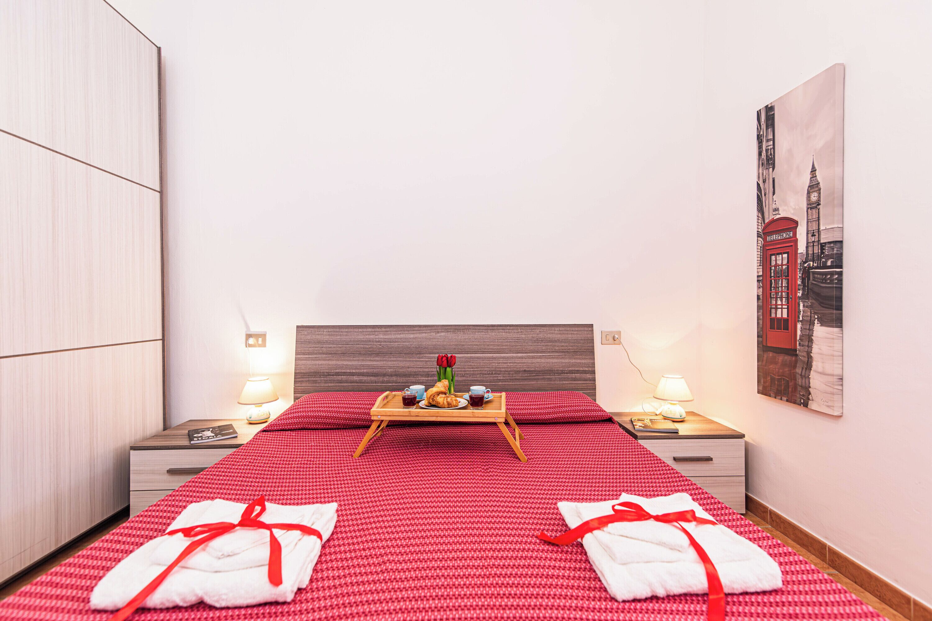 Family Apartment, Multiple Bedrooms, 2 Bathrooms (Villa Laura) | 3 bedrooms, free WiFi, bed sheets
