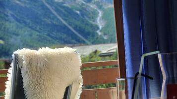 ETOILE SUPERIOR TERRACE | Bureau, espace de travail pour ordinateur portable, Wi-Fi gratuit