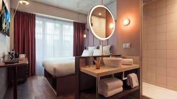 Camera (One of a Kind) | 1 camera, biancheria da letto di alta qualità, minibar