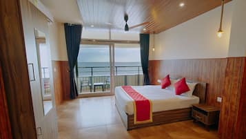 8 chambres, bureau, Wi-Fi, draps fournis