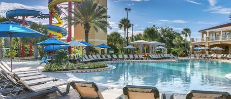 Piscine extérieure, piscine chauffée