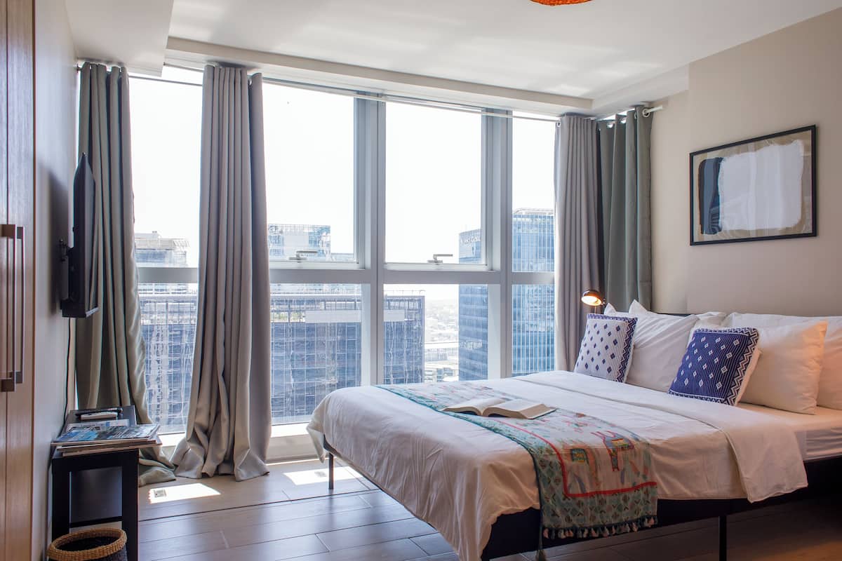 Condo Business, quang cảnh thành phố | 1 phòng ngủ, truy cập Internet không dây miễn phí, bộ trải giường