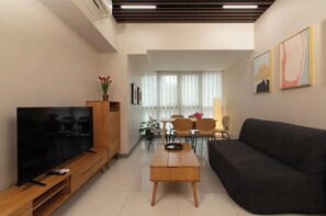 Living area - Uptown Park Suites Tower 1 (Taguig)