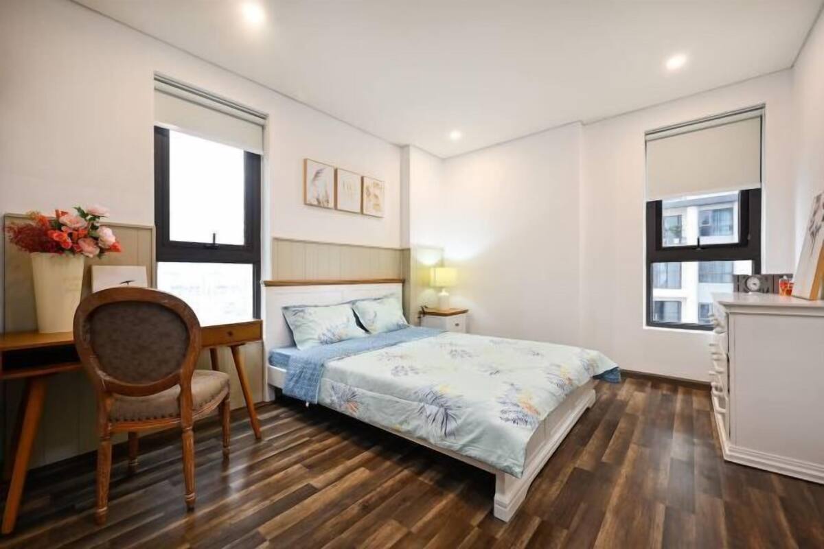 1 habitación, minibar, escritorio y espacio para trabajar con laptop
